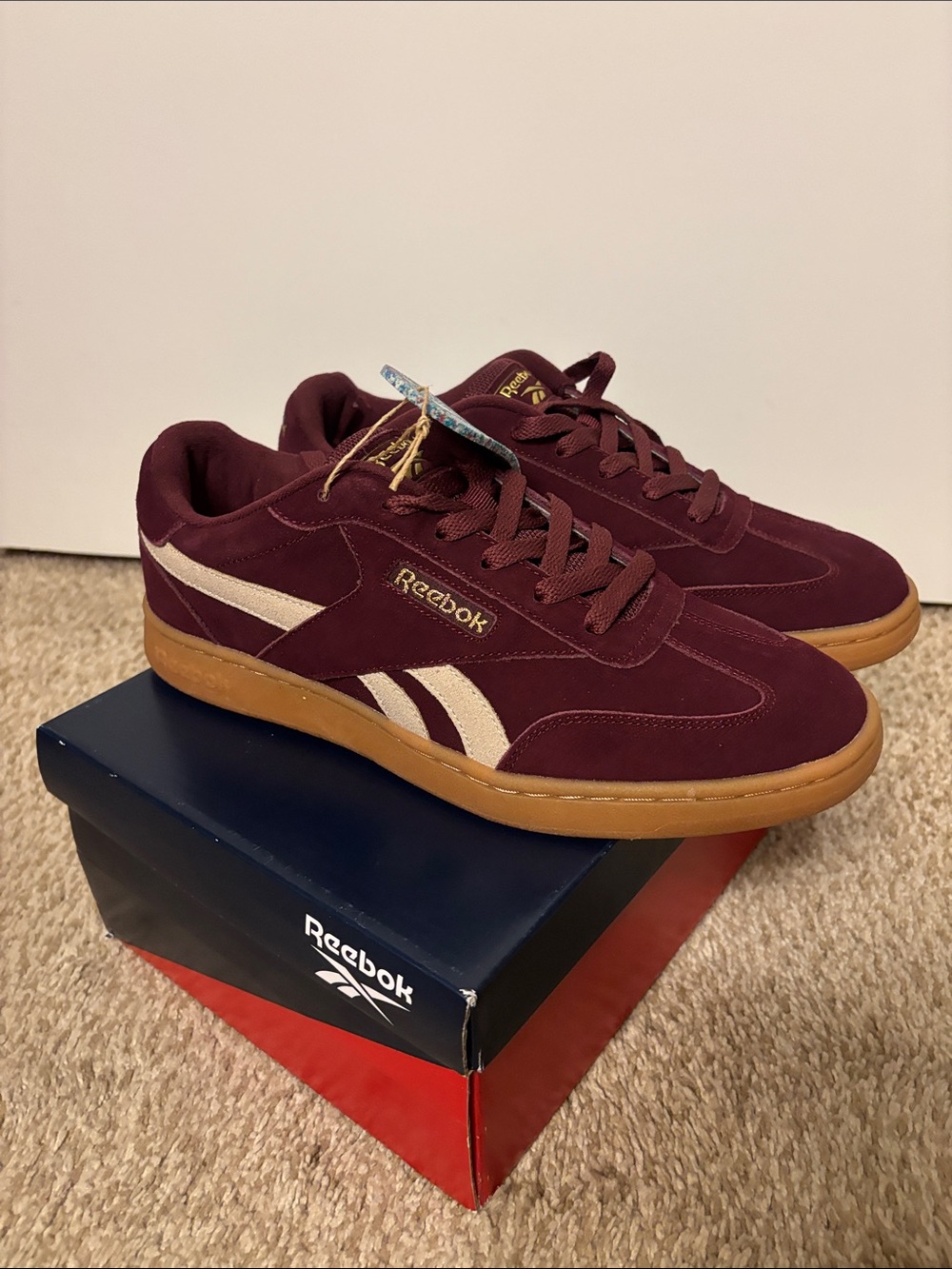 NWB Reebok Women's Low-Top Sneakers in Burgundy and Gum